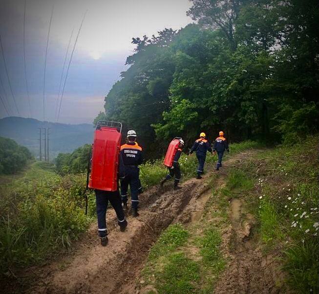 В горах Сочи турист сломал ногу и застрял у «Орлиных скал»