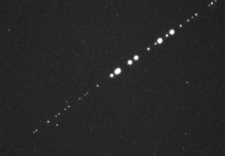 В небе над Кубанью заметили спутники Илона Маска 