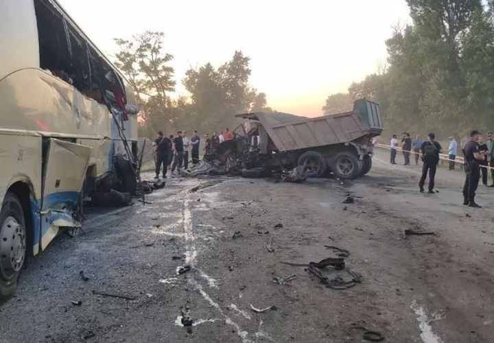 Восемь человек погибли в «огненном» ДТП с автобусом на трассе «Кавказ»