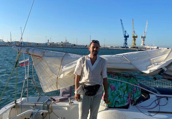 Житель Геленджика в одиночку на яхте пересек экватор