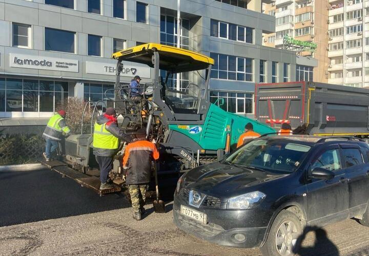 «Люк, я твой отец»: блогеры в Краснодаре сняли остроумное видео об ужасном качестве ремонта дорог