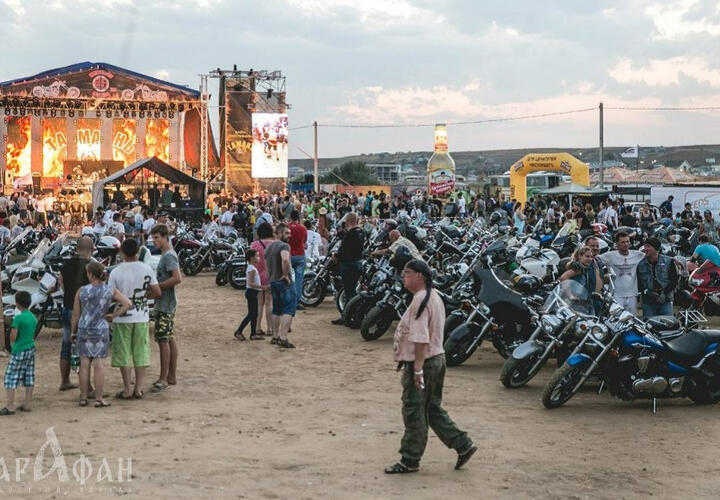 Недолго музыка играла: организаторы рок-фестиваля «Тамань» который год берут деньги за концерты, которых нет
