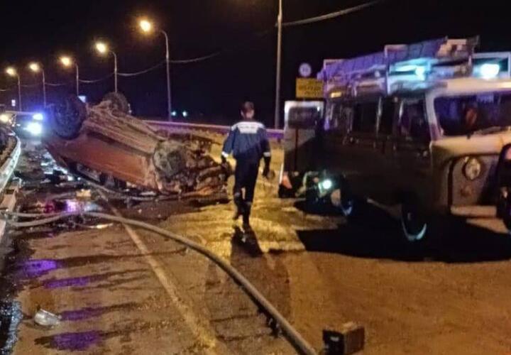 Погибла женщина, пострадали ребенок и четверо взрослых в дорожной аварии на Кубани