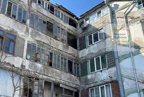 Апартаменты достались голубям: центр Новороссийска уродует позабытая заброшка