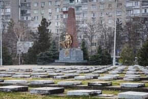 Танцы на могилах: жительницу Краснодара наказали за вандализм на кладбище