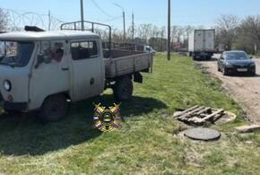 В Краснодаре пенсионер за рулем «УАЗа» врезался в забор и погиб