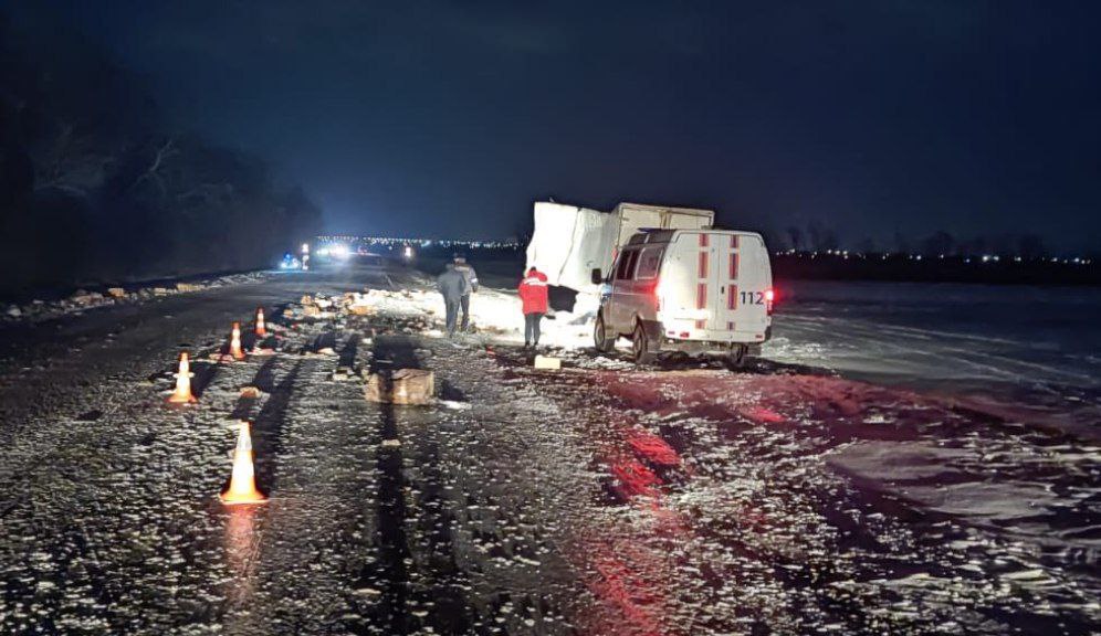 Машина в хлам: на Кубани в страшной аварии погиб водитель иномарки