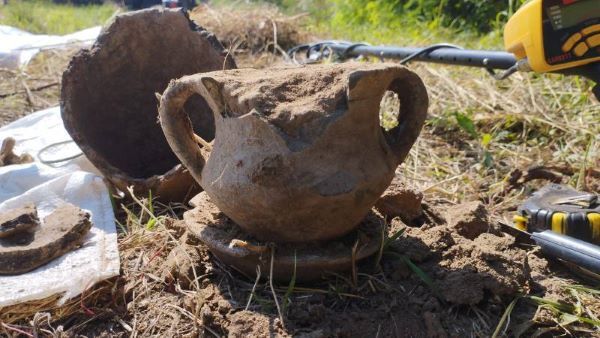 На Кубани во дворе  своего дома мужчина нашел человеческий скелет