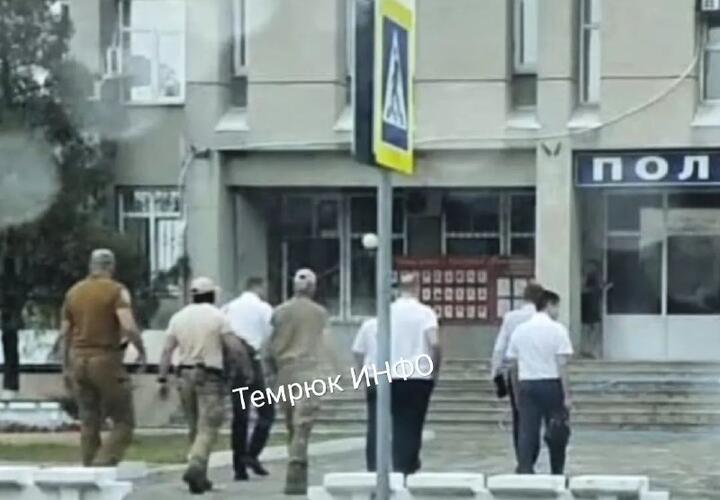 Стали известны подробности задержания шефа полиции Темрюкского района