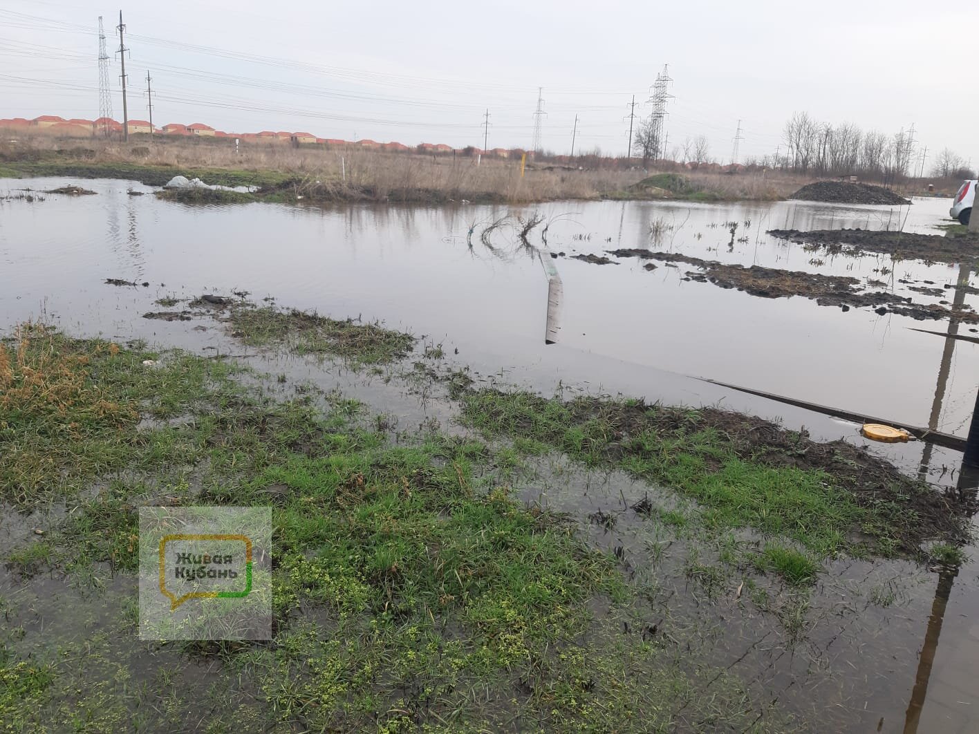 Подводные камни: коттеджный поселок комфорт-класса в 12 км от Краснодара, затоплен уже неделю