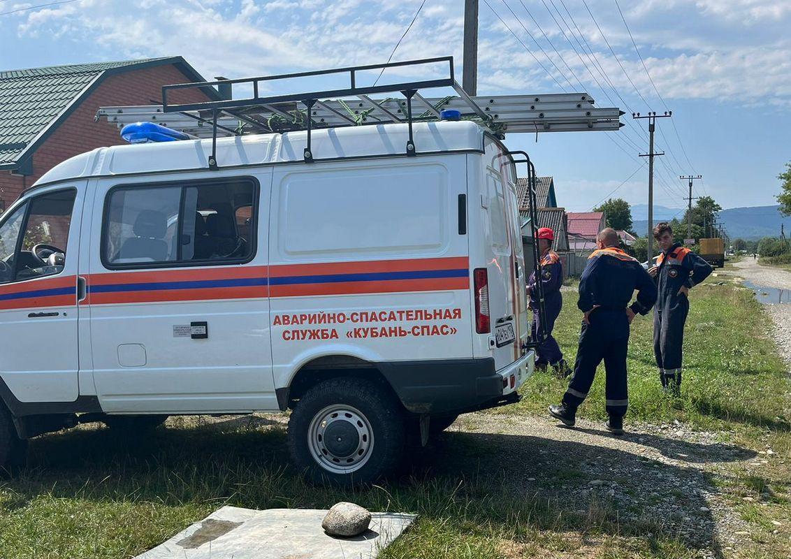 После сильного града на Кубани насчитали уже 858 поврежденных крыш