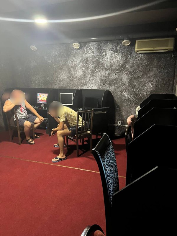 Нелегальное казино накрыли полицейские в Краснодаре