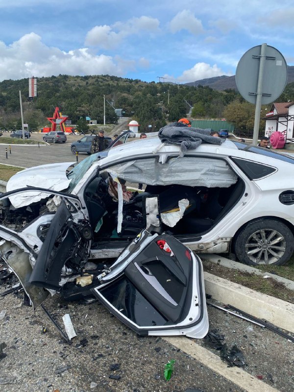 Четыре человека пострадали на трассе между Новороссийском и Кабардинкой