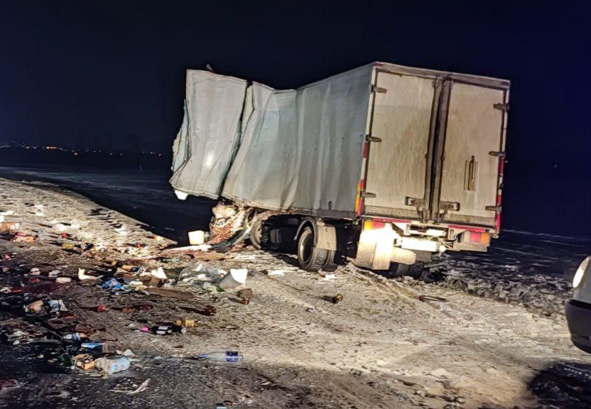 Машина в хлам: на Кубани в страшной аварии погиб водитель иномарки