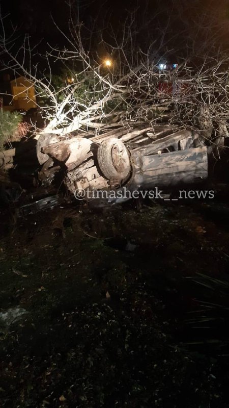 В Тимашевске произошла серьезная авария с несколькими авто