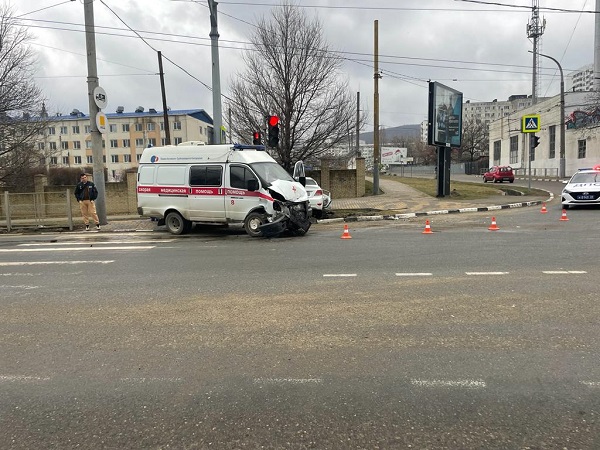 В Новороссийске произошло страшное ДТП с участием скорой помощи 