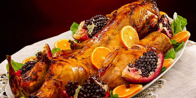 Рыба и курица: что поставить в новогоднюю ночь на праздничный стол