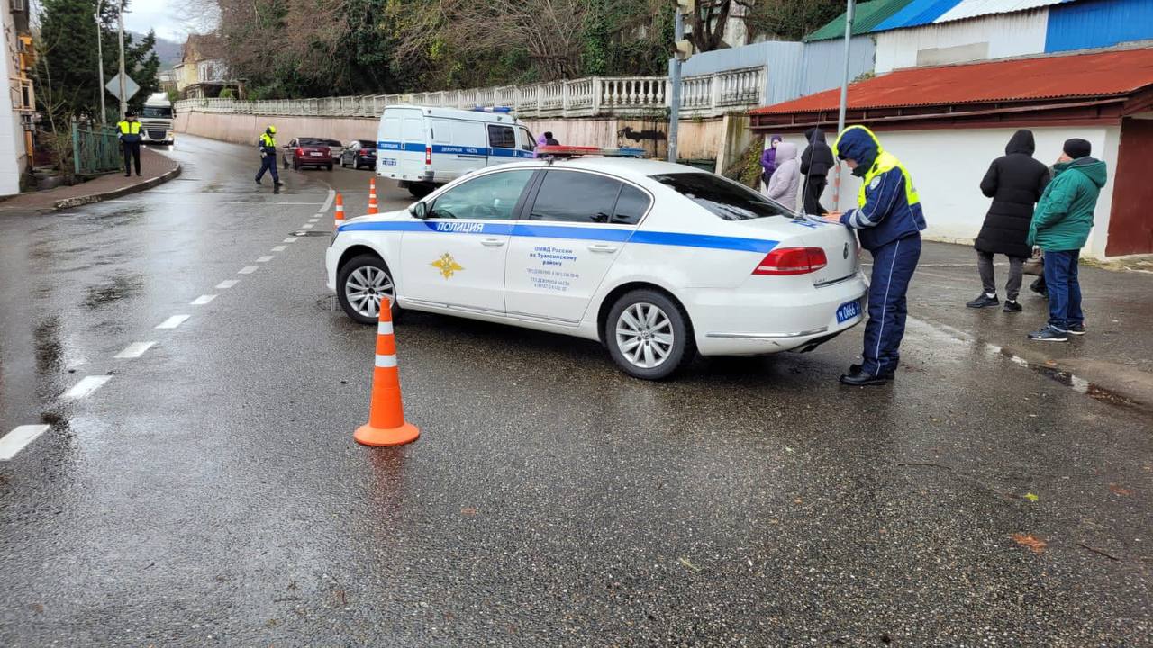 В Туапсе 81-летняя пенсионерка погибла под колёсами большегруза