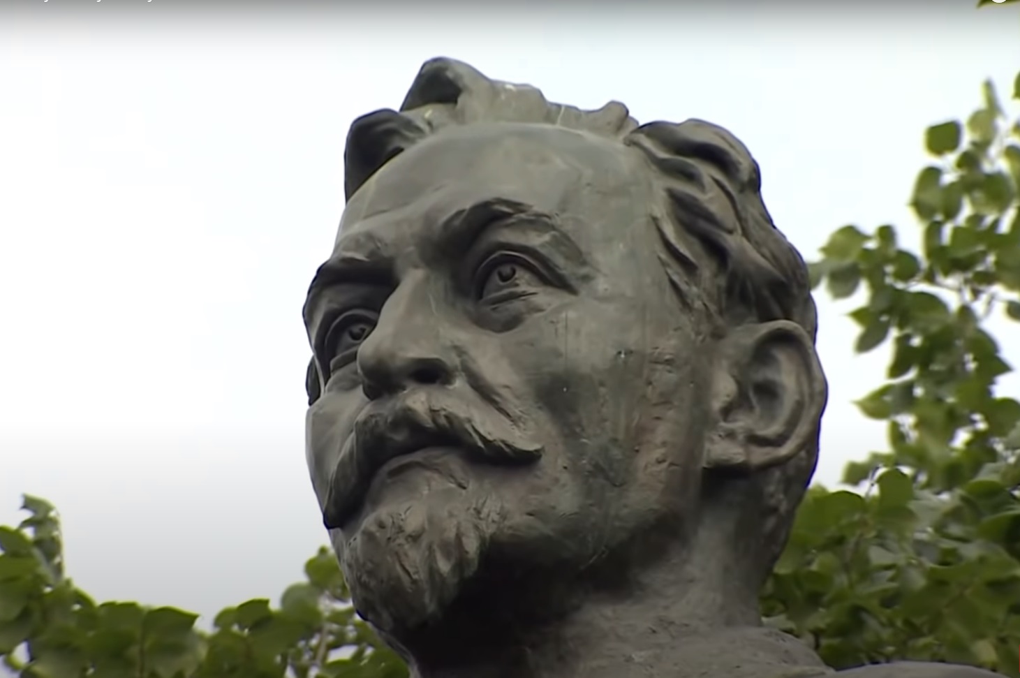 В Москве открыли памятник Дзержинскому - копию снесенного монумента на Лубянке