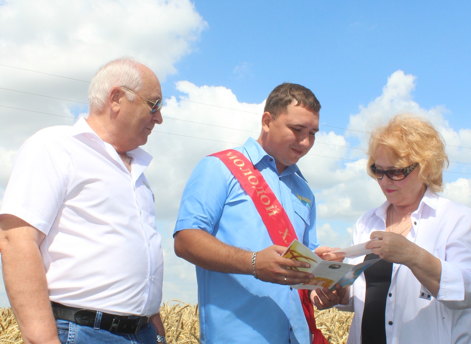 На Кубани начинающих аграриев «Прогресс Агро» посвятили в молодые хлеборобы