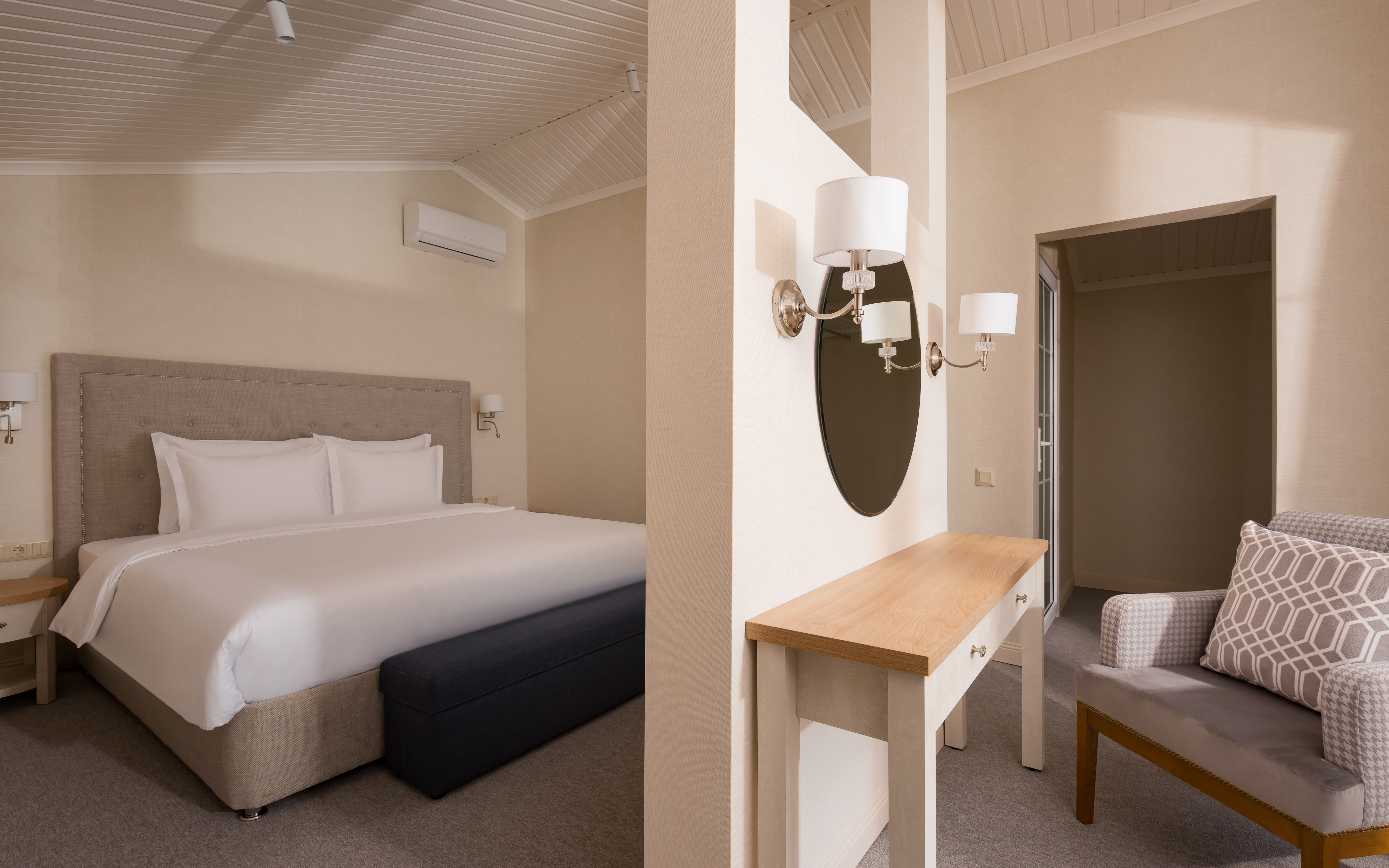 Отель Мираклеон в Анапе