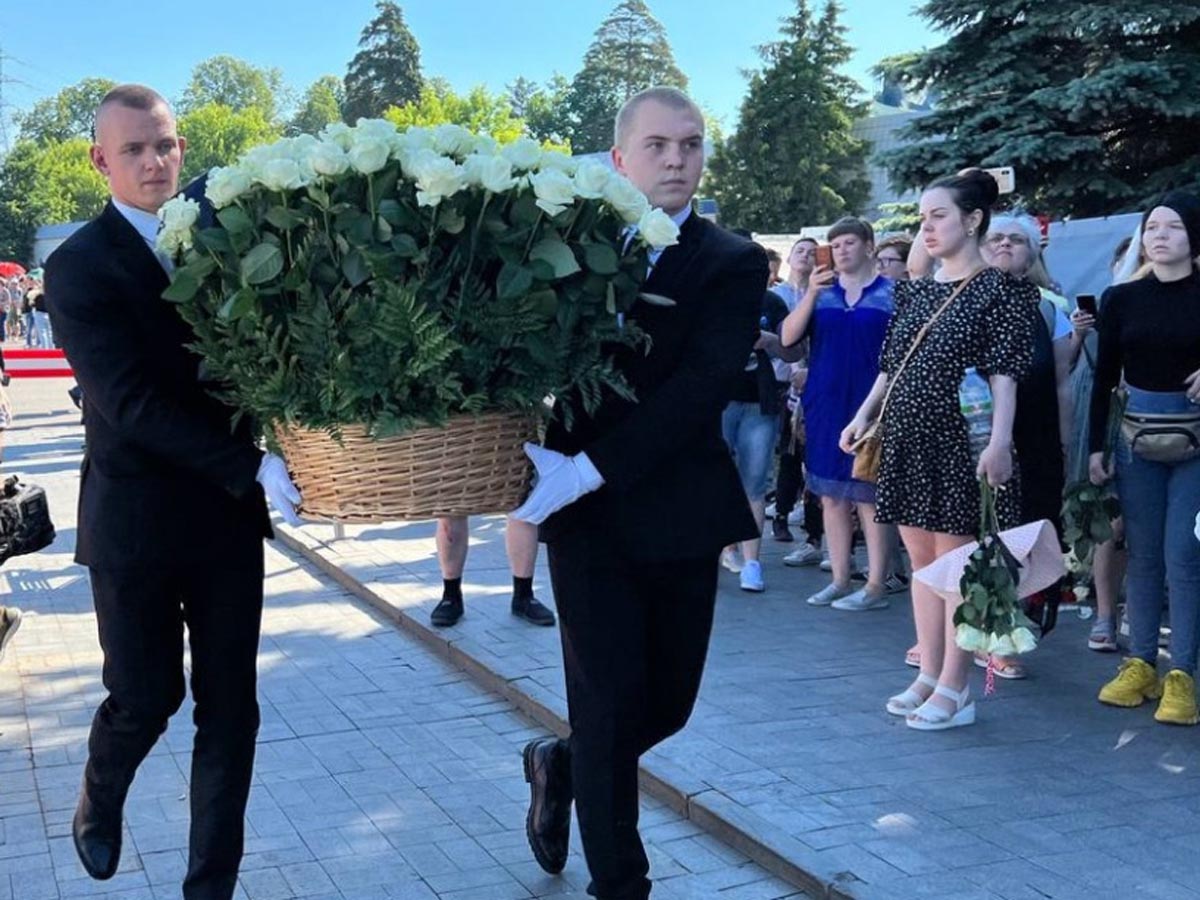 Прах певца Юрия Шатунова разделят после кремации ВИДЕО