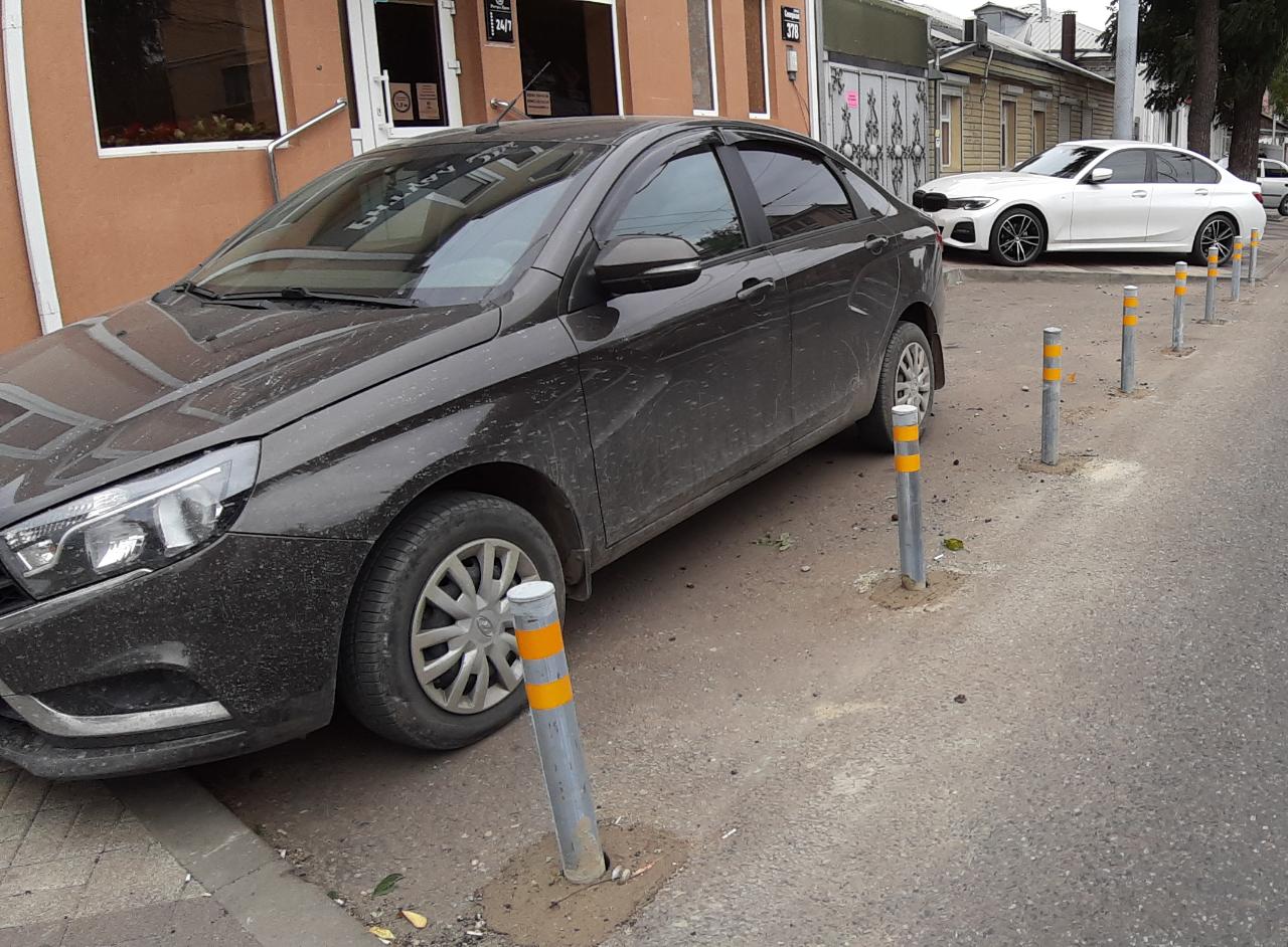 Идея фикс: транспорт по новой выделенке в Краснодаре обгоняют пешеходы