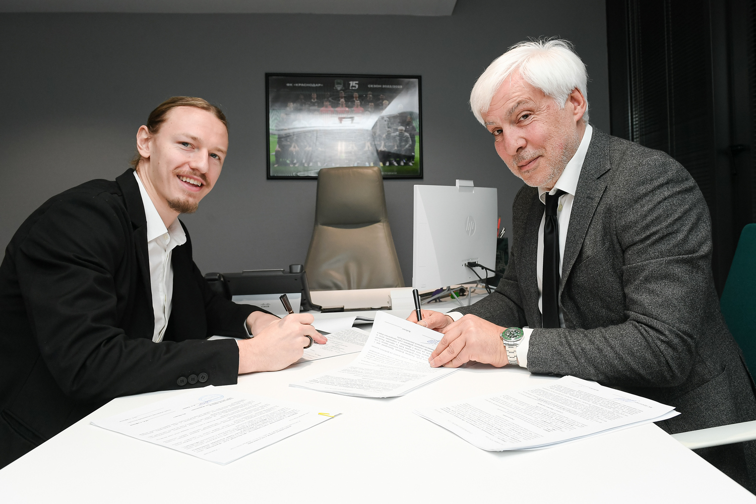 Вратарь «Краснодара» и сборной России остаётся в команде Галицкого еще на пять лет