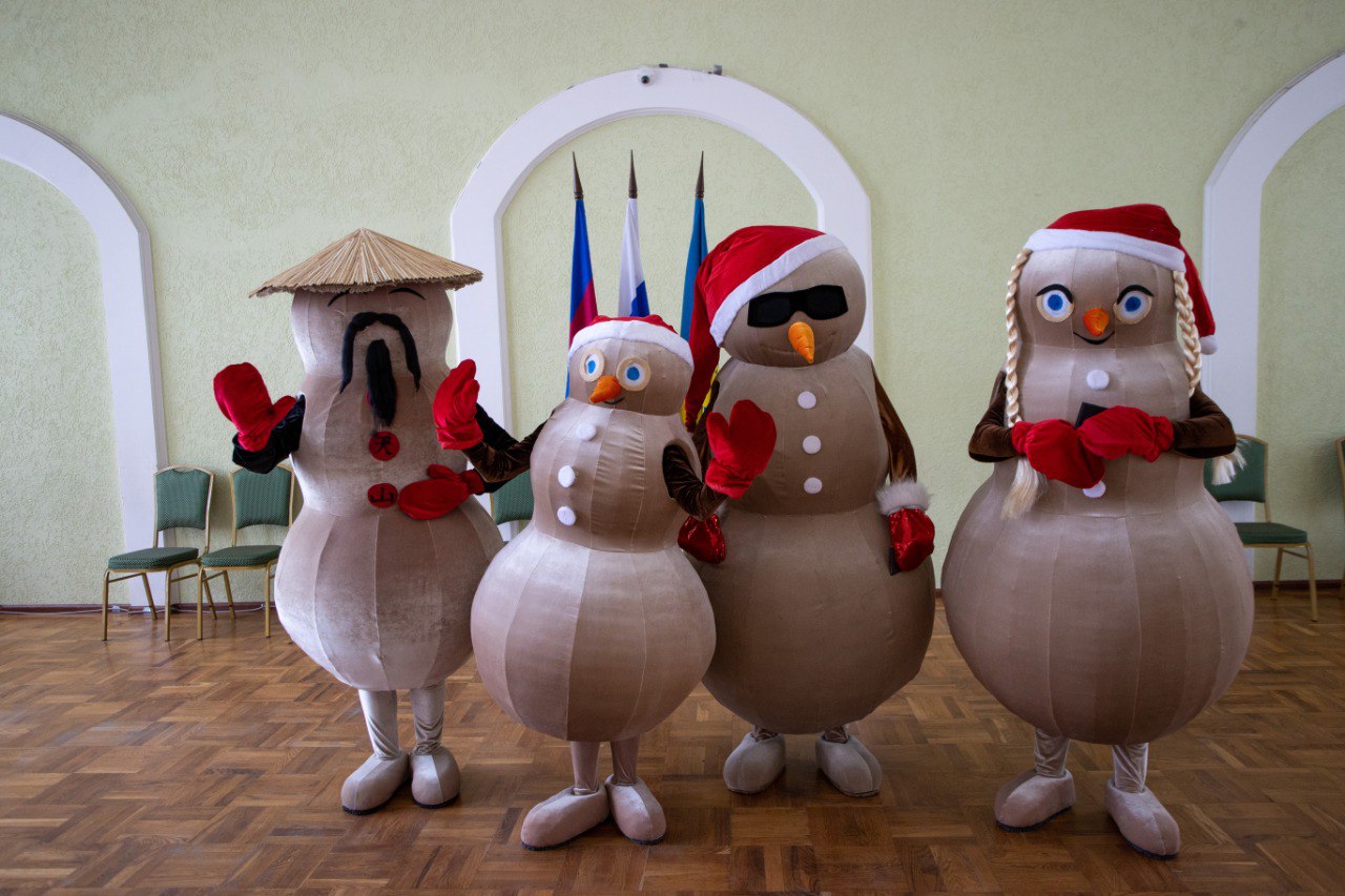 В Анапе семья песковиков пришла на выборы президента России