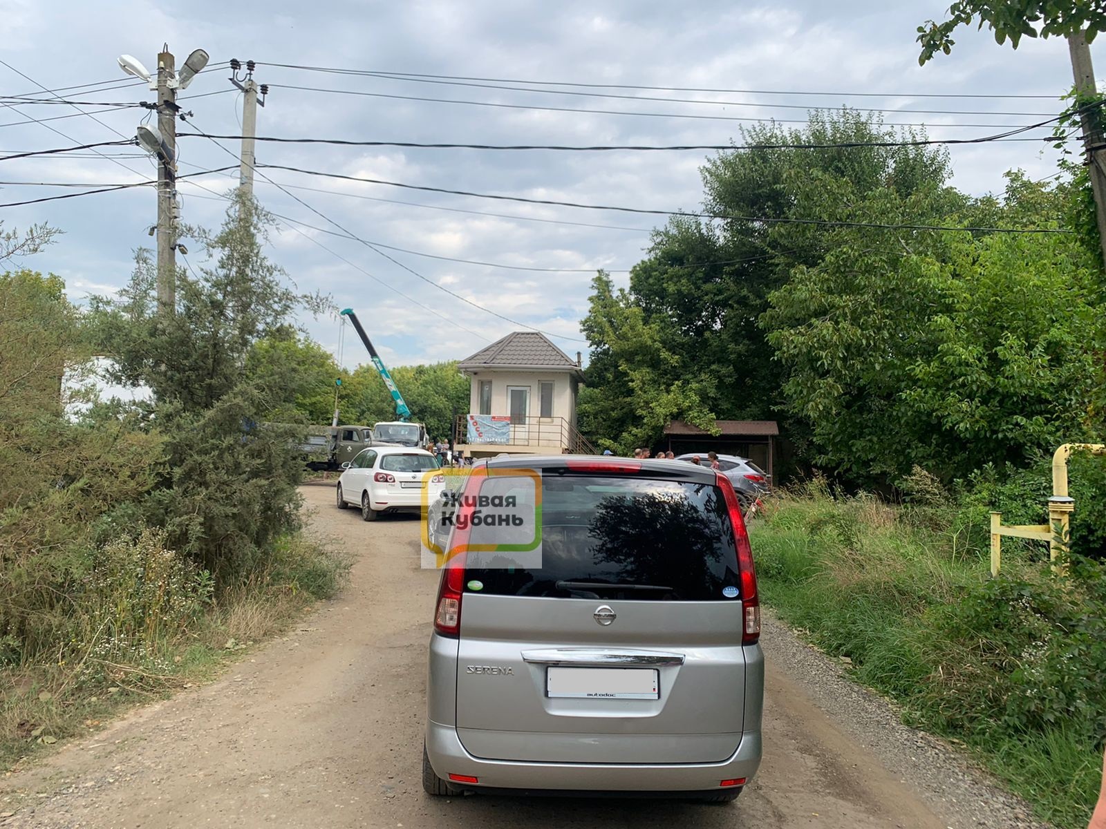 В Краснодаре садоводам перекрыли единственную дорогу ВИДЕО