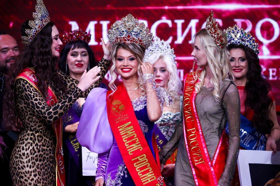 Жительница Геленджика Жанна Специальная выиграла титул «Миссис Россия — 2023»
