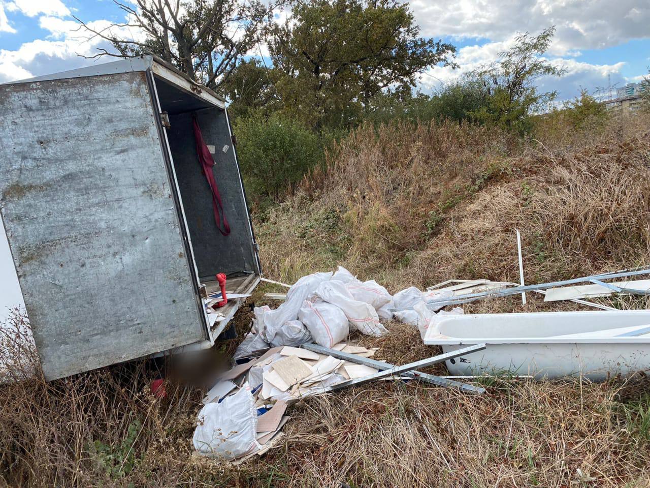 В Краснодаре полицейские поймали очередного «черного мусорщика» на «ГАЗели»