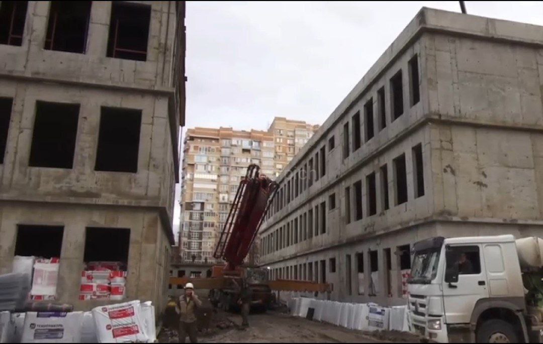 В Краснодаре на стройке поймали два десятка гастарбайтеров-нелегалов