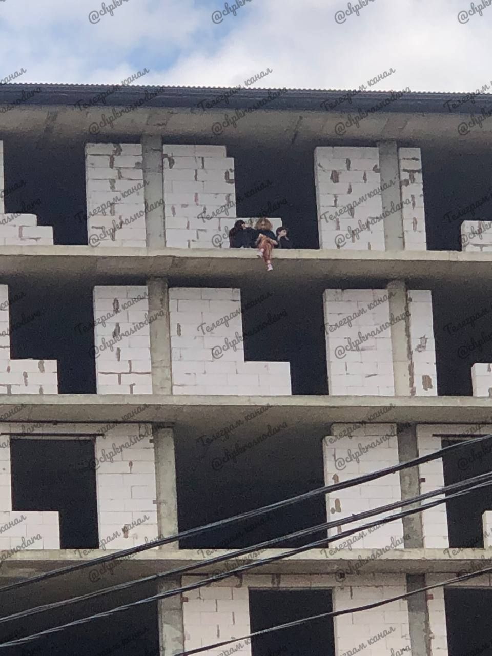 Дети на стройке