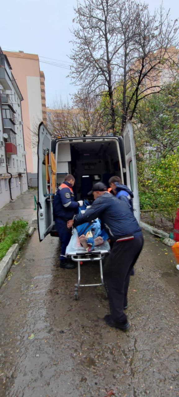 Мужчину доставили в больницу