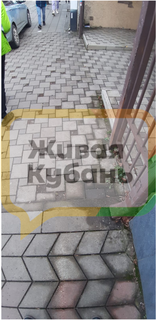 В центре Краснодара горько от вида улицы «им. Максима»