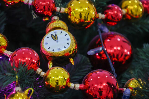 Новогодняя подготовка бьет по кошельку: праздничный набор украшений обойдется минимум в 5000 рублей