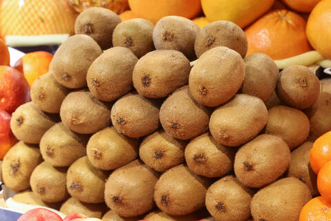 Почему киви полезнее есть со шкуркой: беспроигрышные аргументы