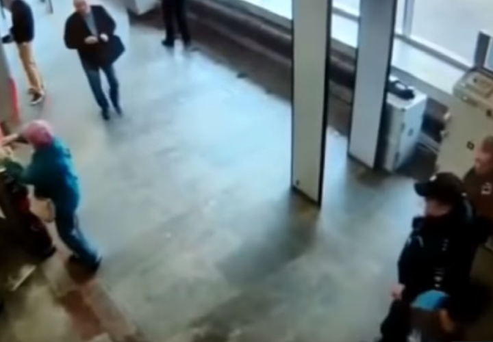 Видео где расстреливают людей в крокусе