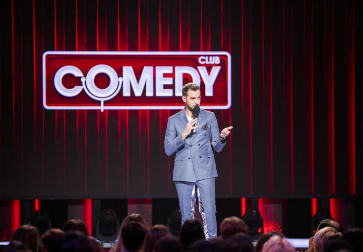 Телеканал ТНТ4 стал партнером юбилейного тура Comedy Club