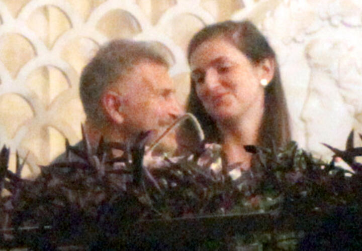 Агутин И Чага Целуются