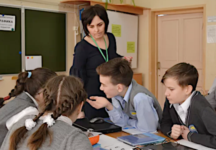 В школах России вводится новая должность