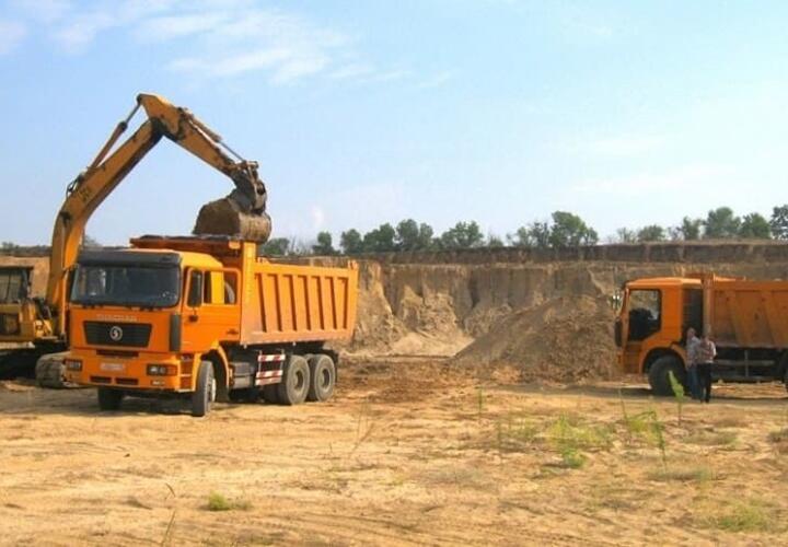 Житель Кубани «нарыл» песка на 25 миллионов