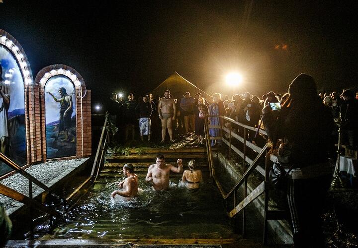 На Крещение жители Кубани не смогут окунуться в купели