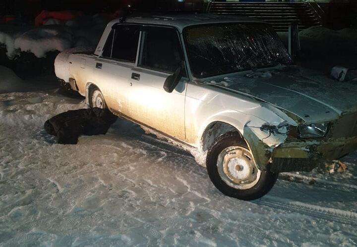 В Краснодарском крае автоугонщик, пытаясь скрыться от ДПС, попал в аварию 