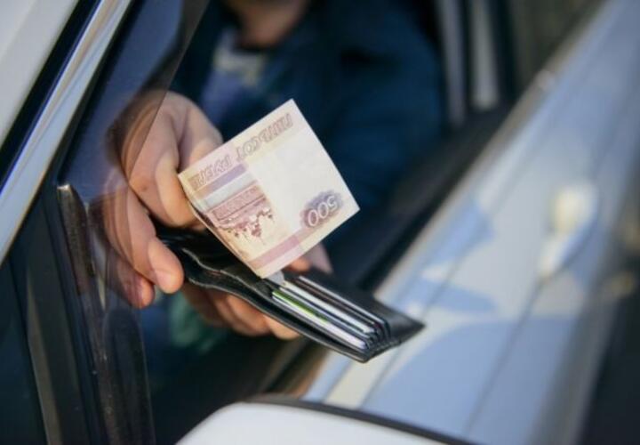 Кубань попала в ТОП-3 регионов по количеству мелких взяток