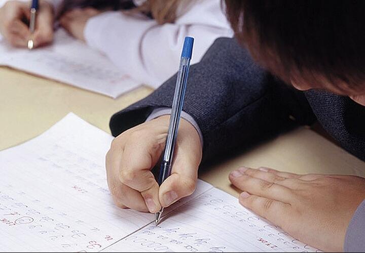 Школьники будут писать меньше контрольных работ