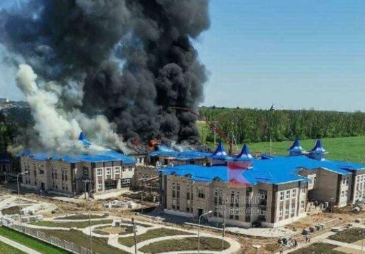 В Кореновске огонь охватил 800 кв.м. в детском саду