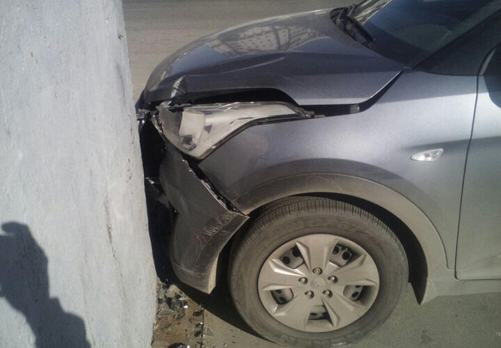 В Сочи пассажир избил водителя и угнал его автомобиль