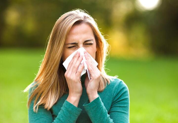 Роспотребнадзор предостерег аллергиков, желающих привиться от COVID-19
